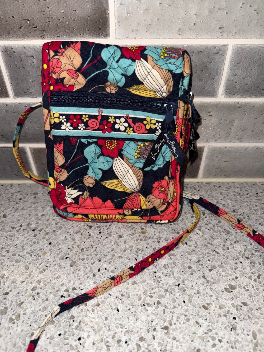 Vera Bradley Mini Hipster in Happy Snails. Like New Condition